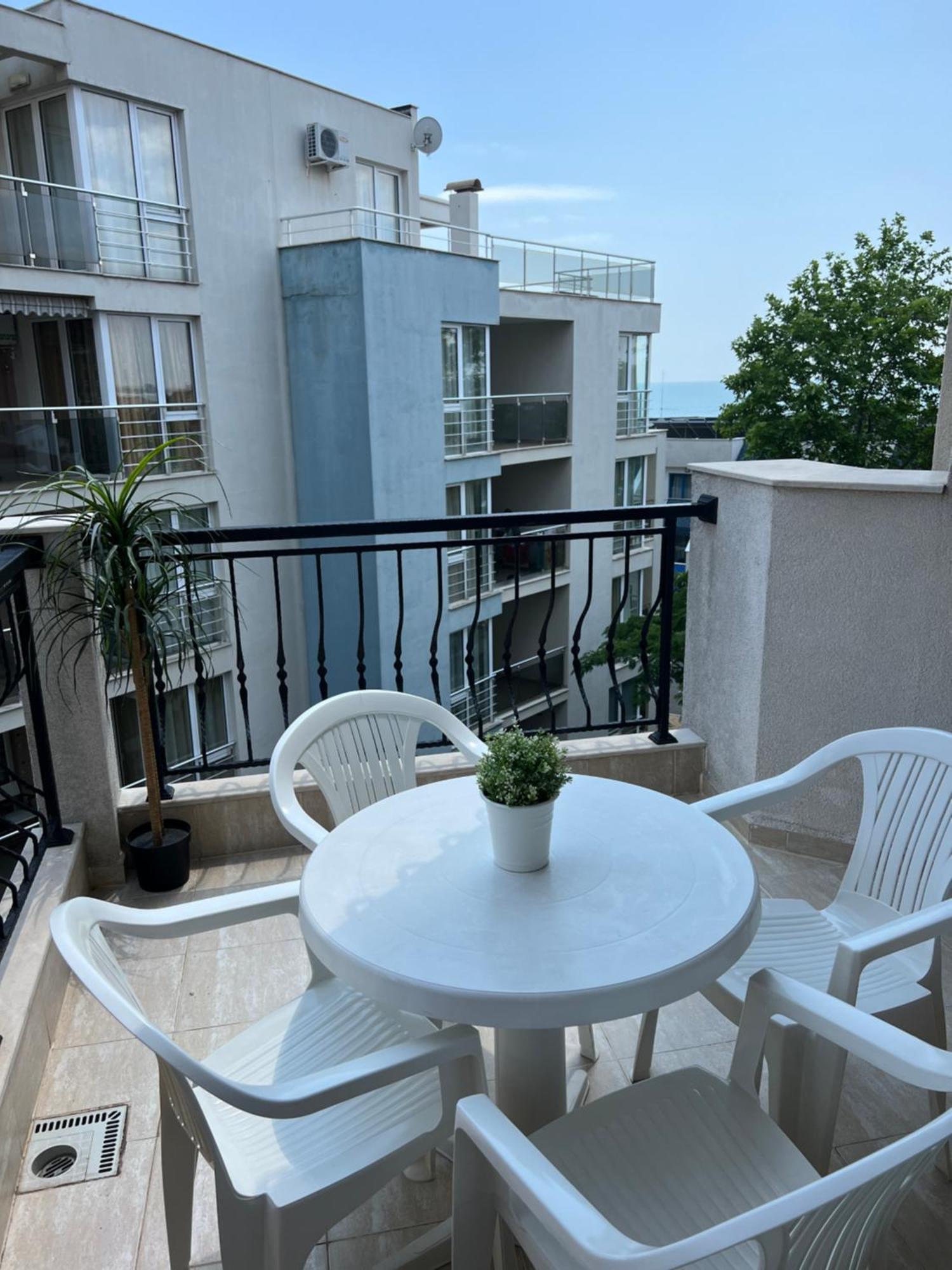 Antorini Apartments Sveti Vlas Εξωτερικό φωτογραφία